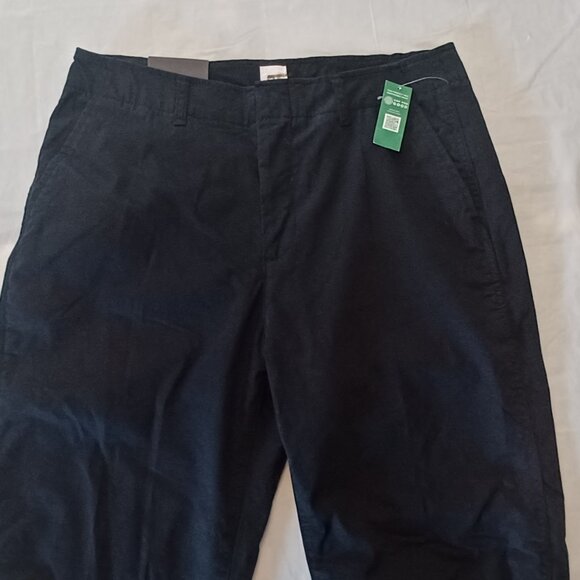 NWT Black GAP Factory Mid-Rise Downtown Khakis - Picture 12 of 14